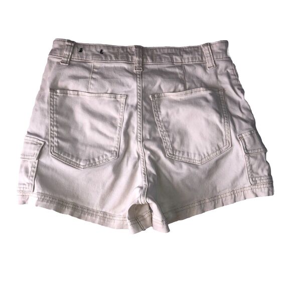 Hollister California Ultra High-Rise Mom Shorts 3" Cargo Ivory Size 9/8 W 29 - Picture 2 of 16